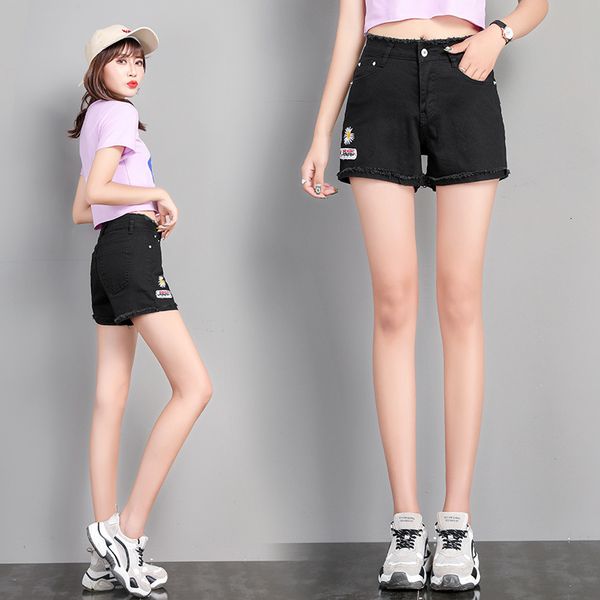 women's shorts embroidered stretch denim summer wear korean version daisy high show thin loose leg a-line pants fashion, White;black
women's shorts embroidered stretch denim summer wear korean version daisy high show thin loose leg a-line pants fashion, White;black