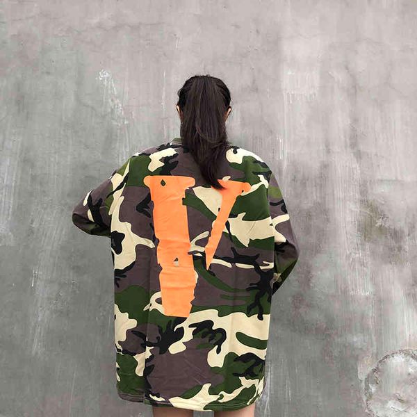 2021 brand v hoodie long sleeve friends camouflage orange big street fashion loose sweater hip hop t-shirt men and women, Black
2021 brand v hoodie long sleeve friends camouflage orange big street fashion loose sweater hip hop t-shirt men and women, Black