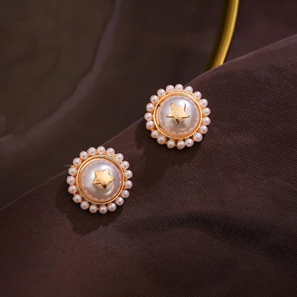 stud jinwateryu retro round earrings, simple women's small and delicate fragrant pearl trendy net red pentagram earring, Golden;silver
stud jinwateryu retro round earrings, simple women's small and delicate fragrant pearl trendy net red pentagram earring, Golden;silver