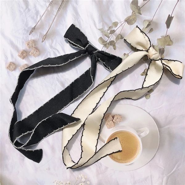 2021 new temperament classic black and white long ribbon hairpin fashion sweet girl women's duckbill clip hair accessories, Slivery;white
2021 new temperament classic black and white long ribbon hairpin fashion sweet girl women's duckbill clip hair accessories, Slivery;white