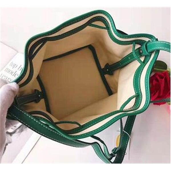 2021 luxurys designers bags drawstring goya bag bucket handbags string shoulder women totes fashion leather crossbody clutch purse wallet gi, Black;red
2021 luxurys designers bags drawstring goya bag bucket handbags string shoulder women totes fashion leather crossbody clutch purse wallet gi, Black;red