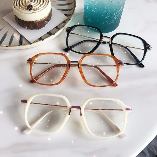 fashion sunglasses frames ms 2021 anti blue light ray computer goggles radiation-resistant transparent eye glasses for women flat mirror, Black
fashion sunglasses frames ms 2021 anti blue light ray computer goggles radiation-resistant transparent eye glasses for women flat mirror, Black