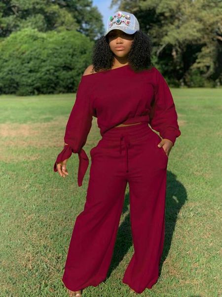 autumn and winter 2021 women's casual suit solid color long sleeve plush loose pants two piece set ty1872, Black;white
autumn and winter 2021 women's casual suit solid color long sleeve plush loose pants two piece set ty1872, Black;white