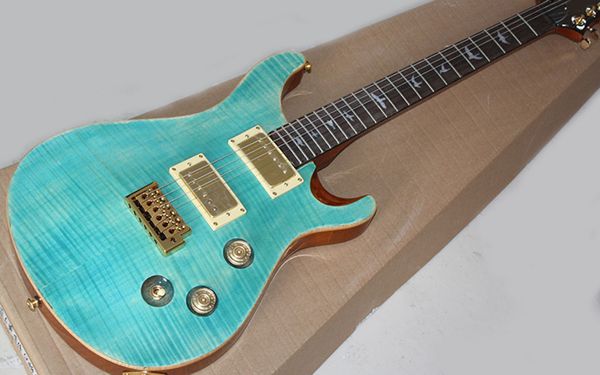 electric guitar tiger blue mahogany back wood color single swing bridge can be changed upon request
electric guitar tiger blue mahogany back wood color single swing bridge can be changed upon request