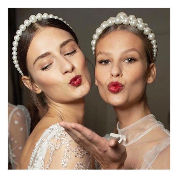 hair clips & barrettes luxury big pearl hairbands crown tiara headband accessories for women queen shine fine elegant personality fashion, Golden;silver
hair clips & barrettes luxury big pearl hairbands crown tiara headband accessories for women queen shine fine elegant personality fashion, Golden;silver