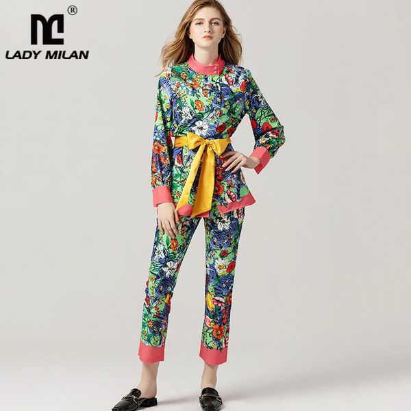women's tracksuits 2021 runway twinsets o neck long sleeves sash bow belt printed blouse with floral pants two piece sets, Gray
women's tracksuits 2021 runway twinsets o neck long sleeves sash bow belt printed blouse with floral pants two piece sets, Gray