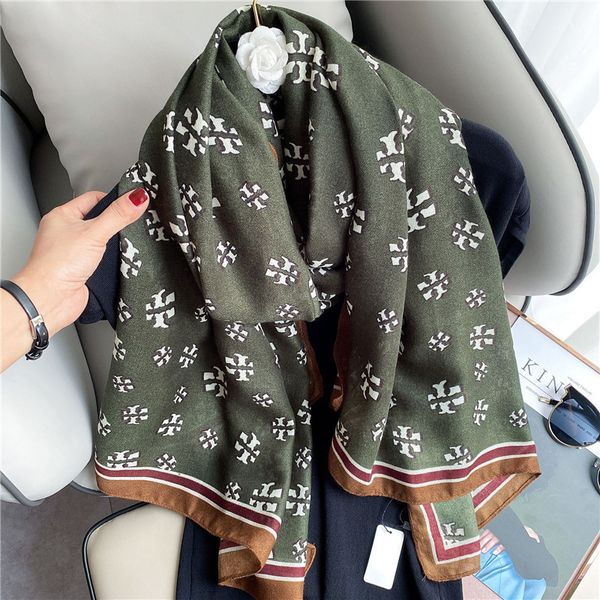 2021 spring and new cotton linen women' fashion versatile silk scarf tourism sunscreen beach towel warm shawl, Blue;gray
2021 spring and new cotton linen women' fashion versatile silk scarf tourism sunscreen beach towel warm shawl, Blue;gray