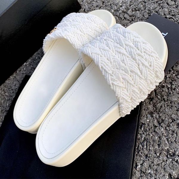 slippers 2021 fashion luxury summer women white casual shoes female sweet pearl string bead flat sandals ladies slides shoe, Black
slippers 2021 fashion luxury summer women white casual shoes female sweet pearl string bead flat sandals ladies slides shoe, Black