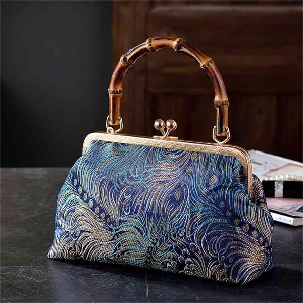 style brocade texture embroidery hanfu bamboo handbag cheongsam new year annual meeting bag
style brocade texture embroidery hanfu bamboo handbag cheongsam new year annual meeting bag