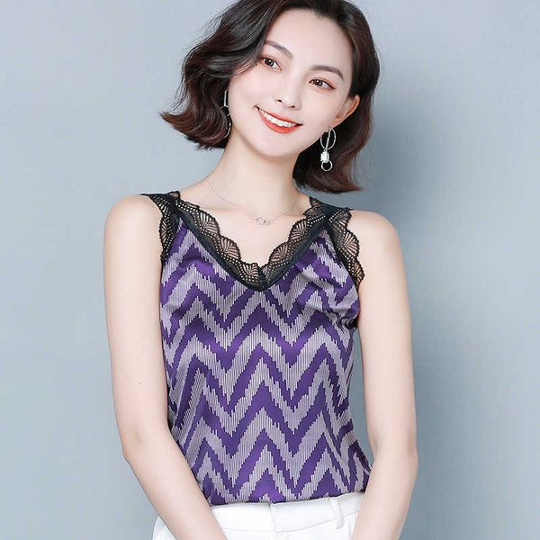 korean silk women woman striped camis v-neck lace tanks satin sleeveless print plus size 210604, White
korean silk women woman striped camis v-neck lace tanks satin sleeveless print plus size 210604, White