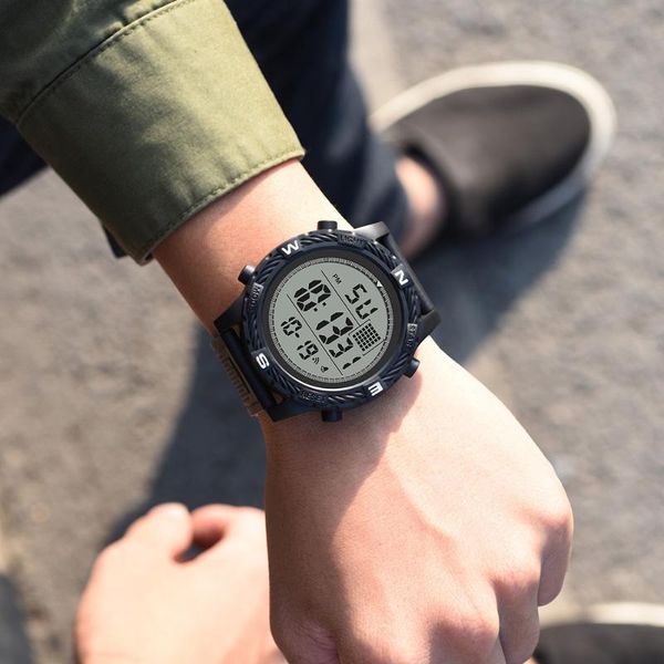 wristwatches synoke men's watches outdoor sport watch led digital waterproof student relogio masculino for men, Slivery;brown
wristwatches synoke men's watches outdoor sport watch led digital waterproof student relogio masculino for men, Slivery;brown