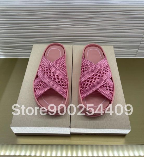 slippers fashion women 2021 summer casual flat sandals slides, designer style classic slipper size35-40, Black
slippers fashion women 2021 summer casual flat sandals slides, designer style classic slipper size35-40, Black