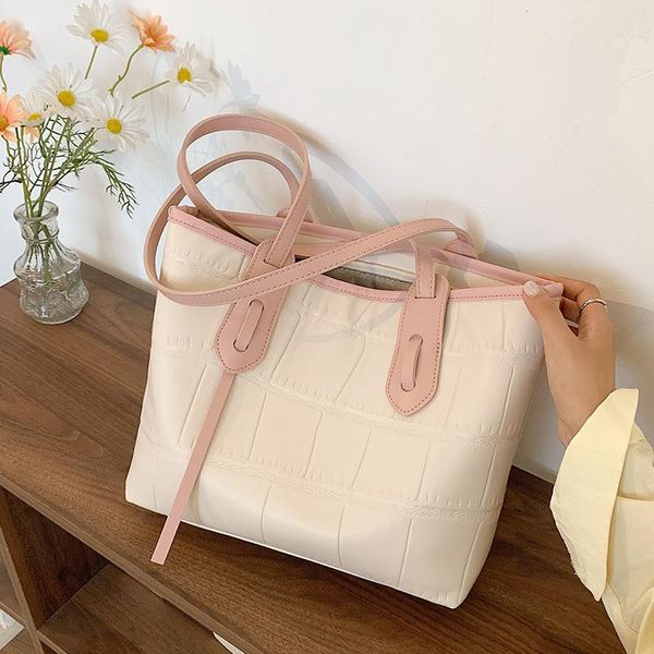 evening bags commuter bag large capacity ladies 2021 designer handbags fashion one-shoulder underarm casual stone pattern tote
evening bags commuter bag large capacity ladies 2021 designer handbags fashion one-shoulder underarm casual stone pattern tote