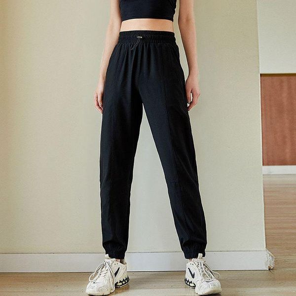 running pants sports fitness yoga women's casual leggings outer wear high waist hips quick-drying seamless trousers, Black;blue
running pants sports fitness yoga women's casual leggings outer wear high waist hips quick-drying seamless trousers, Black;blue