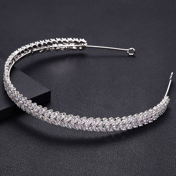 janekelly crystal ladies wedding band headpieces with cube zircon wholesale bridal hair accessories headdress bridal hair tiaras, Golden;white
janekelly crystal ladies wedding band headpieces with cube zircon wholesale bridal hair accessories headdress bridal hair tiaras, Golden;white