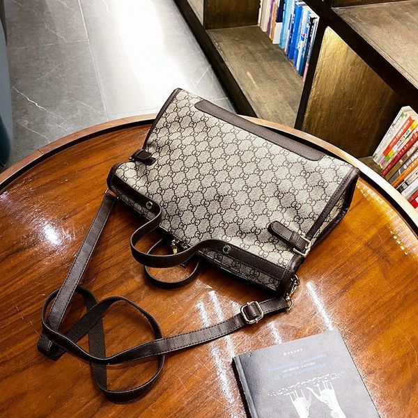 bag female new broadband stick handbag mommy fashion versatile one shoulder messenger handbags premium
bag female new broadband stick handbag mommy fashion versatile one shoulder messenger handbags premium