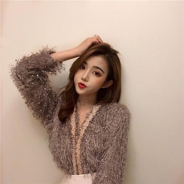 women's jackets design fashion elegant v-neck lurex tassel fringe long sleeve faux fur short coat casacos, Black;brown
women's jackets design fashion elegant v-neck lurex tassel fringe long sleeve faux fur short coat casacos, Black;brown