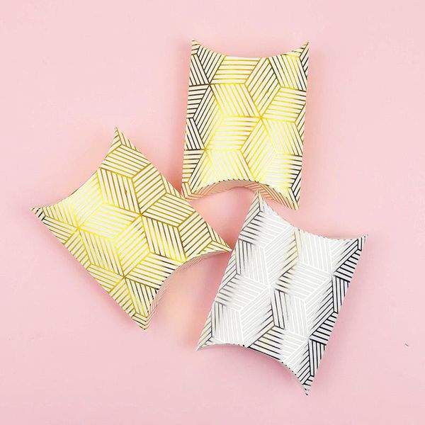 30pcs pillow shape cookie candy box bag birthday gift packaging for home baby shower wedding party favors supplies paper wrap
30pcs pillow shape cookie candy box bag birthday gift packaging for home baby shower wedding party favors supplies paper wrap