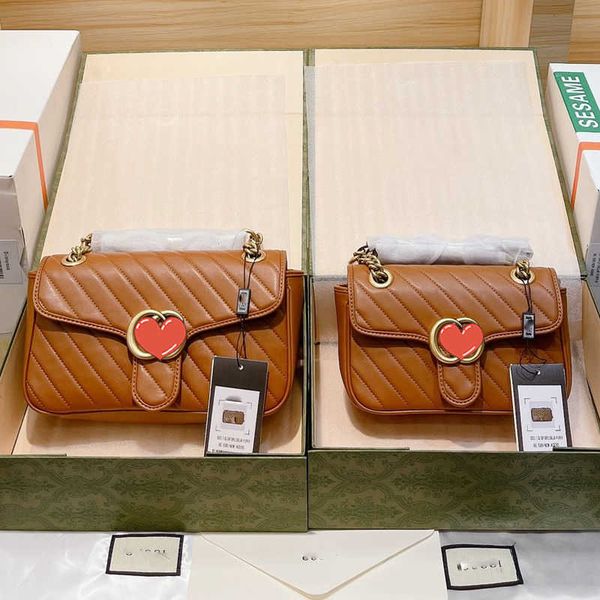 grade double gmarmont chain bag women's leather embroidery love makaron flap slanting across one shoulder high-grade feeling
grade double gmarmont chain bag women's leather embroidery love makaron flap slanting across one shoulder high-grade feeling