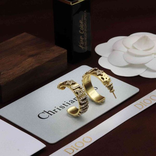 2021 newd family letter for women's 2021 new dijiawang red circle diamond earrings-wholesale, Golden
2021 newd family letter for women's 2021 new dijiawang red circle diamond earrings-wholesale, Golden