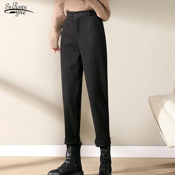 autumn winter straight harem pants women trousers velevt casual black high waist pockets loose ssweatpants 12205 210521, Black;white
autumn winter straight harem pants women trousers velevt casual black high waist pockets loose ssweatpants 12205 210521, Black;white