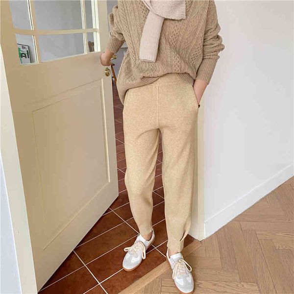 ol vintage elastic high waist harem knitted pants women autumn winter solid casual warm loose radish trousers 210421, Black;white
ol vintage elastic high waist harem knitted pants women autumn winter solid casual warm loose radish trousers 210421, Black;white