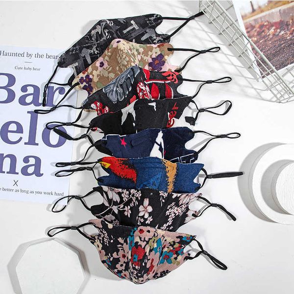 men''s color crimping printing dust-proof and breathable adjustable ear button mask can be reused
men''s color crimping printing dust-proof and breathable adjustable ear button mask can be reused