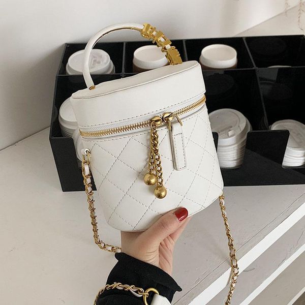 lingge chain bucket bag luxury women handbag fashion leather crossbody brand designer clutch shoulder bags female phone pack cross body
lingge chain bucket bag luxury women handbag fashion leather crossbody brand designer clutch shoulder bags female phone pack cross body