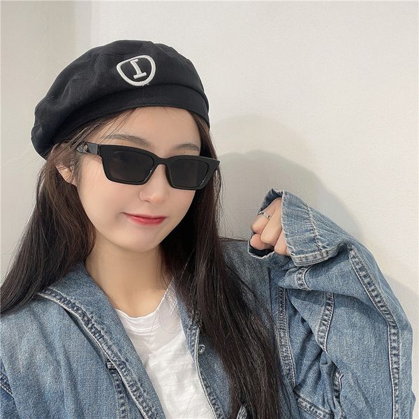 hat femininity fashionable sweet beret designer version versatile net red embroidery digital painter spring summer, Blue;gray
hat femininity fashionable sweet beret designer version versatile net red embroidery digital painter spring summer, Blue;gray