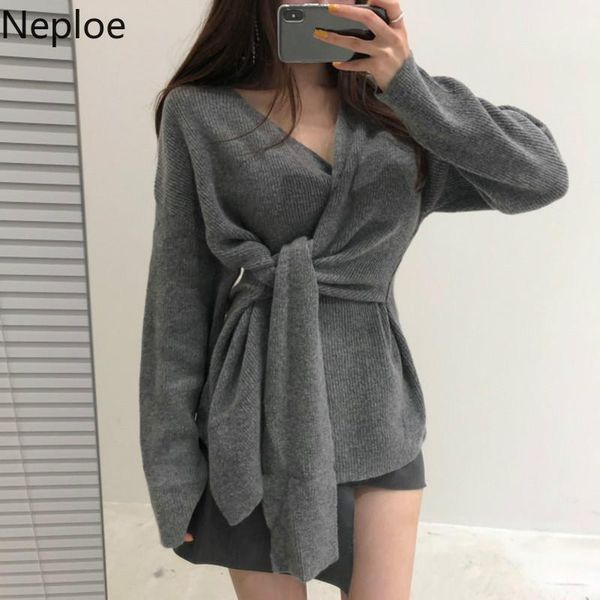 women's sweaters neploe bandage knitted pullover 2021 autumn winter clothes v neck casual women slim soft jumper female knit 54217, White;black
women's sweaters neploe bandage knitted pullover 2021 autumn winter clothes v neck casual women slim soft jumper female knit 54217, White;black