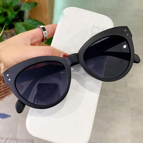 sunglasses luxury cat fashion women sun retro nails decoration eyewear trending men round gradient lens eye glasses shades uv400, White;black
sunglasses luxury cat fashion women sun retro nails decoration eyewear trending men round gradient lens eye glasses shades uv400, White;black