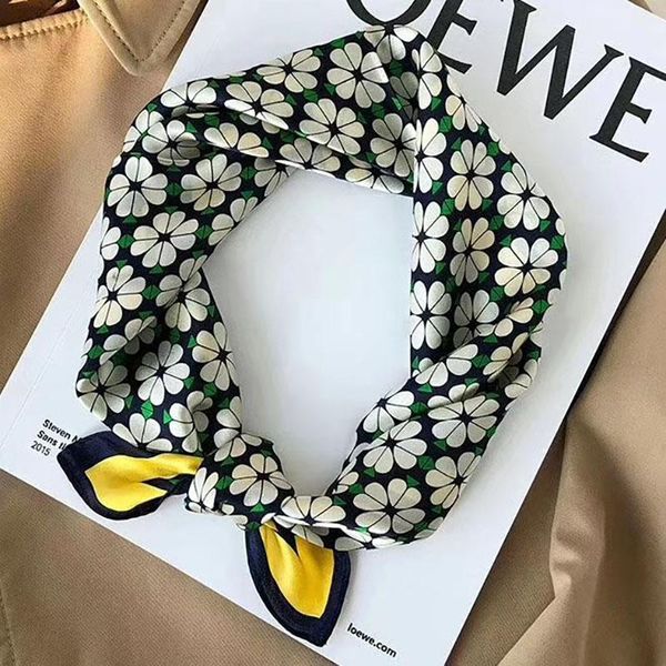 scarves 100% pure silk women small square neck scarf floral print crepe satin plain handkerchief bandana 52*52 cm, Blue;gray
scarves 100% pure silk women small square neck scarf floral print crepe satin plain handkerchief bandana 52*52 cm, Blue;gray