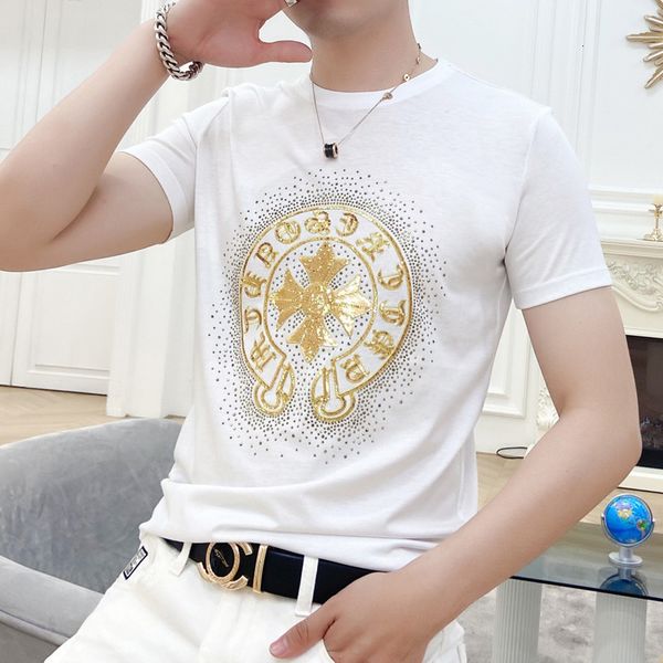 fashion t shirt guangzhou 2021 round neck men's short sleeve youth ice porcelain cotton wear, White;black
fashion t shirt guangzhou 2021 round neck men's short sleeve youth ice porcelain cotton wear, White;black