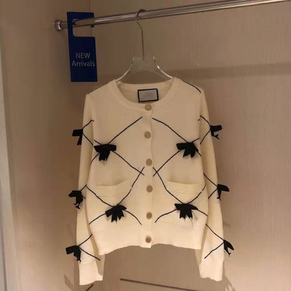 high version 2021 autumn new fashion bow embroidery simple, sweet, fresh and comfortable women's cardigan, White
high version 2021 autumn new fashion bow embroidery simple, sweet, fresh and comfortable women's cardigan, White