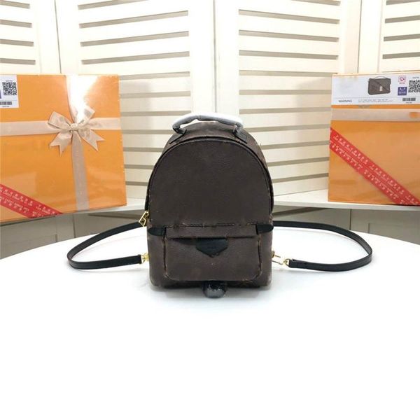 designer luxury palm springs bags petite malle daypack mini m41562 backpack rucksack day size:18x 16x 8cm
designer luxury palm springs bags petite malle daypack mini m41562 backpack rucksack day size:18x 16x 8cm