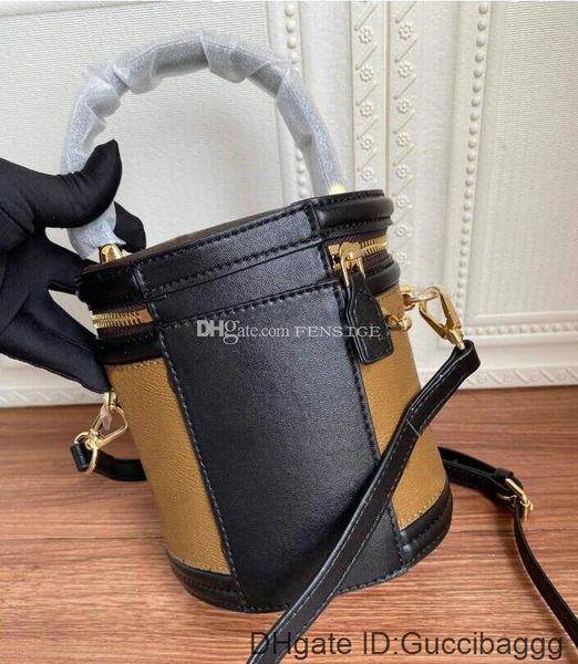 shoulder petit noe tote women leather totes handbags messenger bucket bag presbyopic lady for fashion purse woman bag classic
shoulder petit noe tote women leather totes handbags messenger bucket bag presbyopic lady for fashion purse woman bag classic