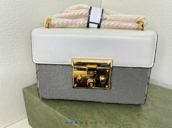 2022 classic designer canvas shoulder bags handbags crossbody bag wallet women leather purse gold and silver chain clutch envelope
2022 classic designer canvas shoulder bags handbags crossbody bag wallet women leather purse gold and silver chain clutch envelope