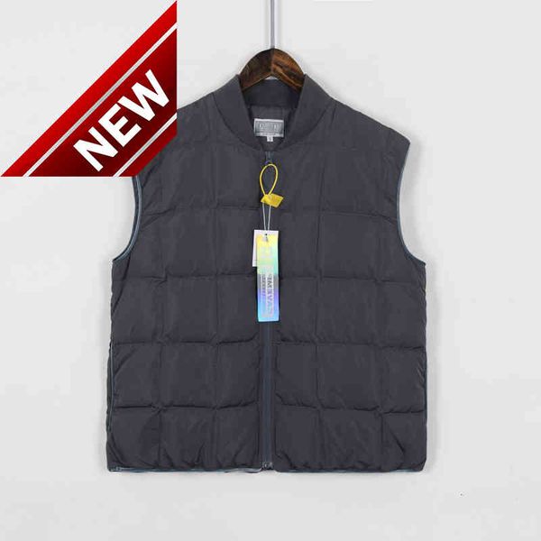 duck 2021ss white sleeveless cavempt down vest warm puffer zipper jacket men women padded slim chic outwear clothes inside tag, Black
duck 2021ss white sleeveless cavempt down vest warm puffer zipper jacket men women padded slim chic outwear clothes inside tag, Black
