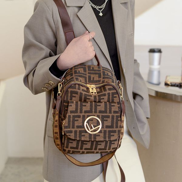 letter women's 2021 new fashion trend leisure backpack large capacity simple travel one shoulder handbag
letter women's 2021 new fashion trend leisure backpack large capacity simple travel one shoulder handbag