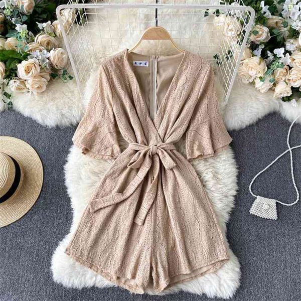 summer temperament jumpsuit women's v-neck lace-up waist slimming flared sleeves short lace wide-leg pants gk505 210506, Black;white
summer temperament jumpsuit women's v-neck lace-up waist slimming flared sleeves short lace wide-leg pants gk505 210506, Black;white