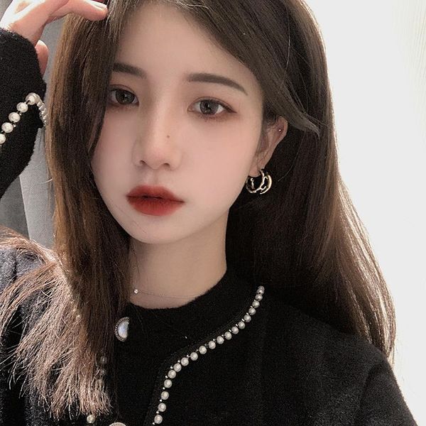 hoop & huggie french vintage earrings high grade sense internet influencer cold style cool design to make round face, Golden;silver
hoop & huggie french vintage earrings high grade sense internet influencer cold style cool design to make round face, Golden;silver