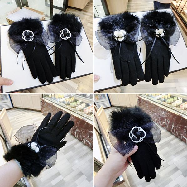 gloves winter touch screen five finger wool flower black rabbit hair mouth bow ribbon fashion split warm, Blue;gray
gloves winter touch screen five finger wool flower black rabbit hair mouth bow ribbon fashion split warm, Blue;gray