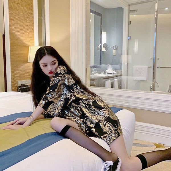 women's t-shirt ice silk breathable bf wind female trend ins korean version of the bottom missing loose short-sleeved mid-length top, White
women's t-shirt ice silk breathable bf wind female trend ins korean version of the bottom missing loose short-sleeved mid-length top, White