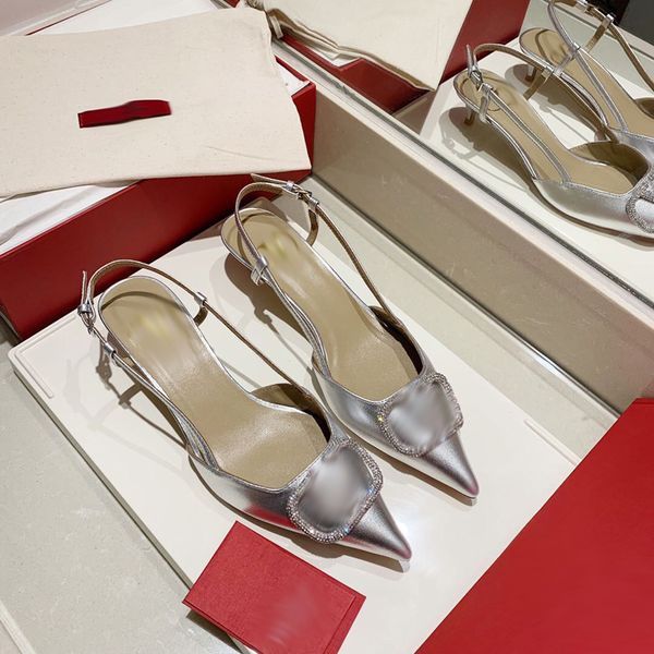 2021 good quality fashion women luxurys designers shoes designer sandals womens luxury high heels sandal dress shoess with box size 35-41 -h, Black
2021 good quality fashion women luxurys designers shoes designer sandals womens luxury high heels sandal dress shoess with box size 35-41 -h, Black