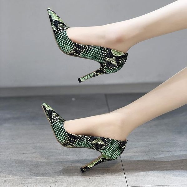 dress shoes large size high heel women's snake pattern pointed thin mouth look career fashion single shoe women, Black
dress shoes large size high heel women's snake pattern pointed thin mouth look career fashion single shoe women, Black
