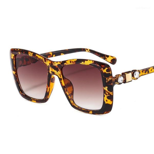 sunglasses fashion square women glasses men big frame sunglass eyeglasses female black graygradient shades uv400, White;black
sunglasses fashion square women glasses men big frame sunglass eyeglasses female black graygradient shades uv400, White;black