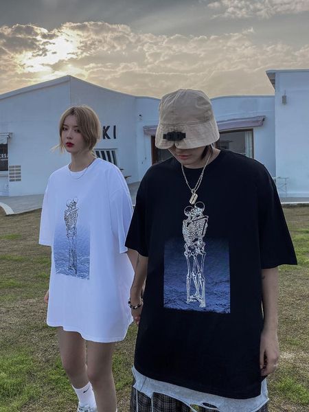 men's t-shirts 2021 couples short-sleeved harajuku port style t-shirt trendy digital printing hip-hop loose fashion brand half-sleeved, White;black
men's t-shirts 2021 couples short-sleeved harajuku port style t-shirt trendy digital printing hip-hop loose fashion brand half-sleeved, White;black