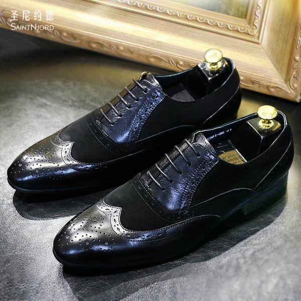 dress shoes 2021 british men's bullock pointed genuine leather oxford business suits carved black groom wedding
dress shoes 2021 british men's bullock pointed genuine leather oxford business suits carved black groom wedding