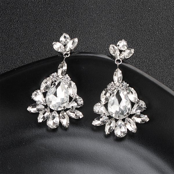 2018 fashion water drop crystal long drop earrings women wedding jewelry clear bride dangle earrings holiday gifts jcc058, Silver
2018 fashion water drop crystal long drop earrings women wedding jewelry clear bride dangle earrings holiday gifts jcc058, Silver