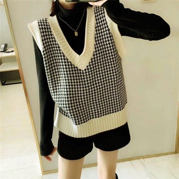 wool vest winter korean women sweater vintage houndstooth geometric plaid v neck sleeveless pullover waistcoat jumper top, White;black
wool vest winter korean women sweater vintage houndstooth geometric plaid v neck sleeveless pullover waistcoat jumper top, White;black